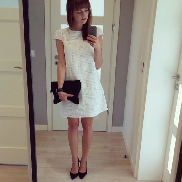 Zara Eyelet White Mini Dress - Picture 1 of 8